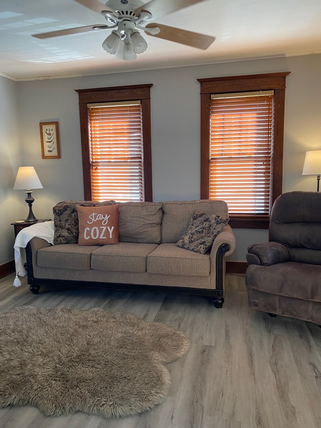 2815 Dubuque living room after